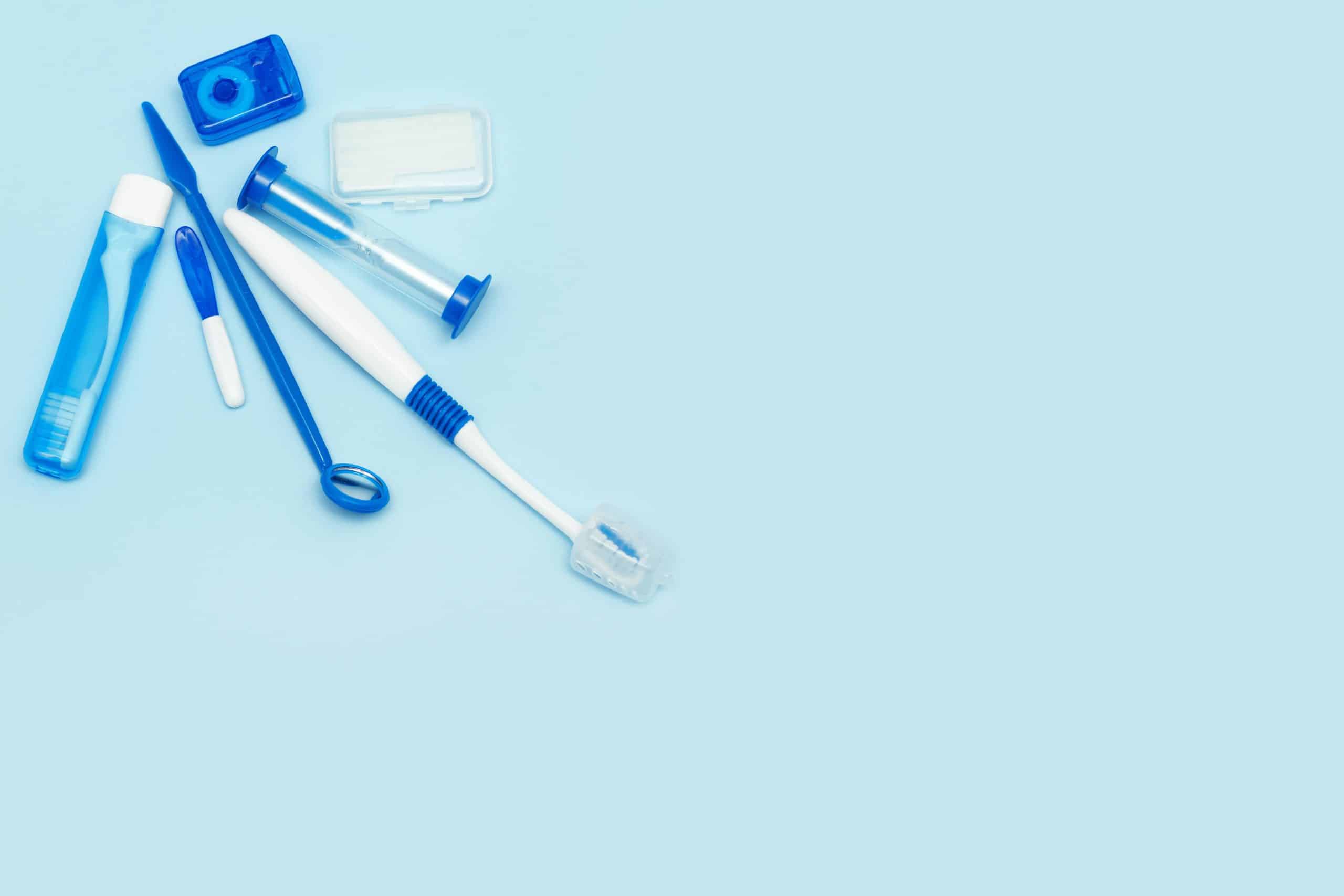 Czym jest wosk ortodontyczny i jak się go używa