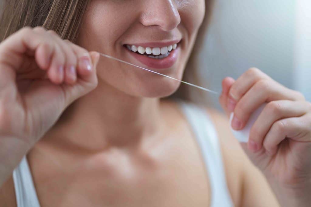 Wykałaczki dentystyczne – jak używać